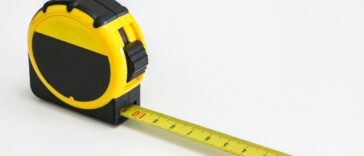 How Big is 2 cm