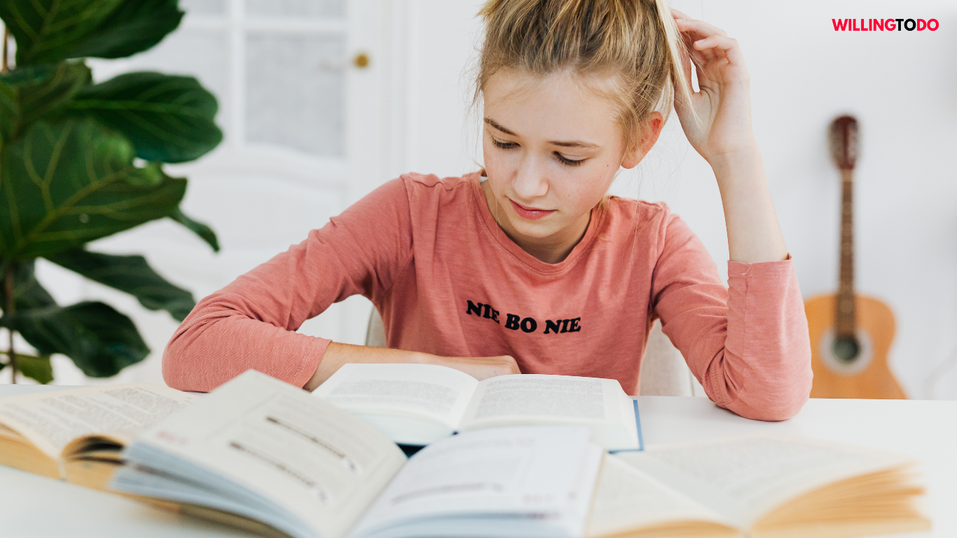 Small girl are reading