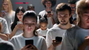 social media silent scroller traits
