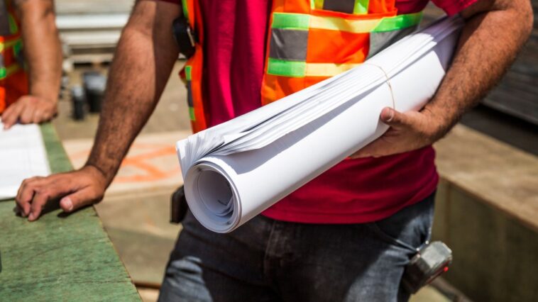 how to choose a construction site location