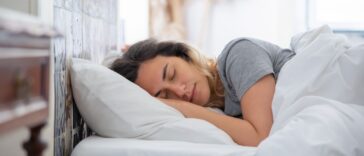 when can i sleep on my side after tooth extraction