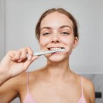 should i brush my teeth before using whitening strips