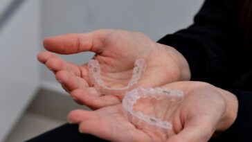 How to clean retainers