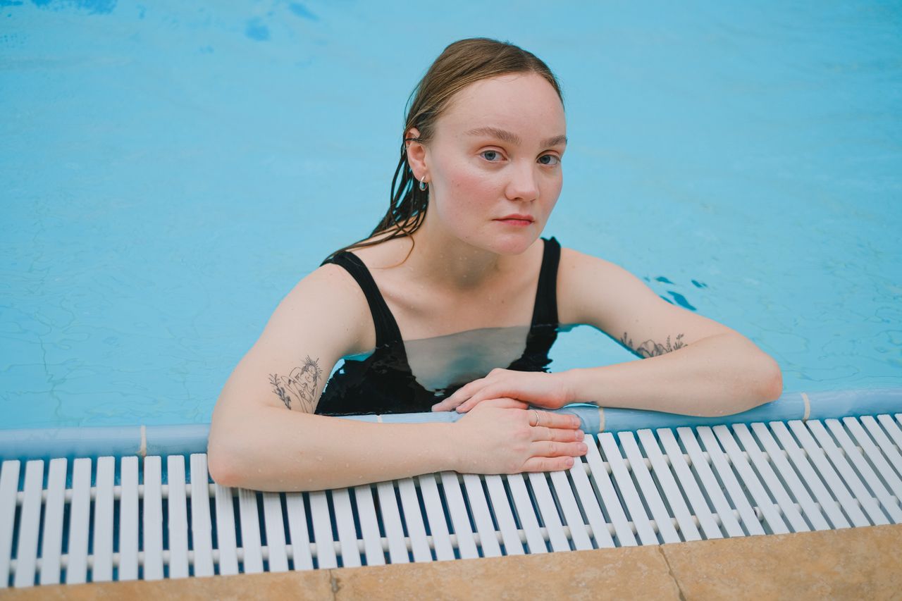 how long after getting a tattoo can you swim